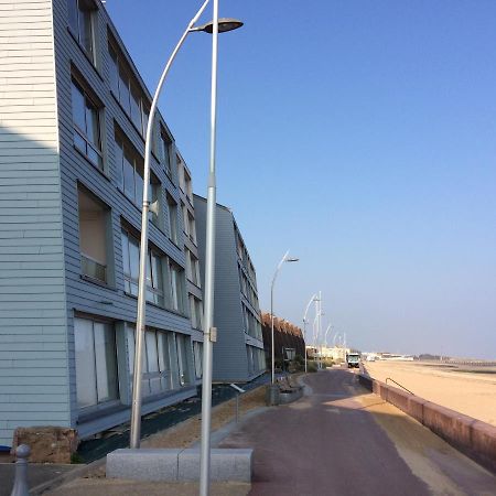 Appartement T2 Avec Vue Sur Mer Directe ! Courseulles-sur-Mer Exterior foto