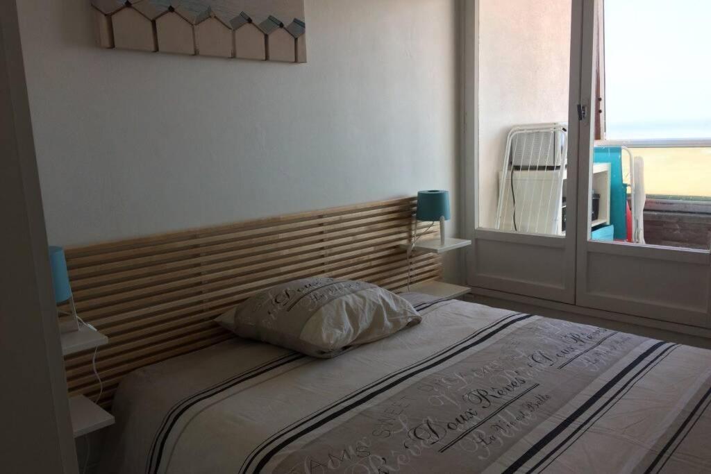 Appartement T2 Avec Vue Sur Mer Directe ! Courseulles-sur-Mer Exterior foto